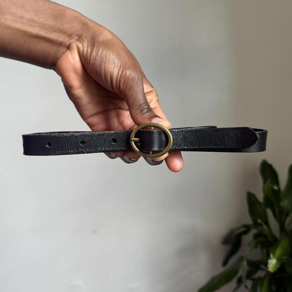 Vintage American Eagle grunge Black leather mini belt with‎ gold buckle size S/P